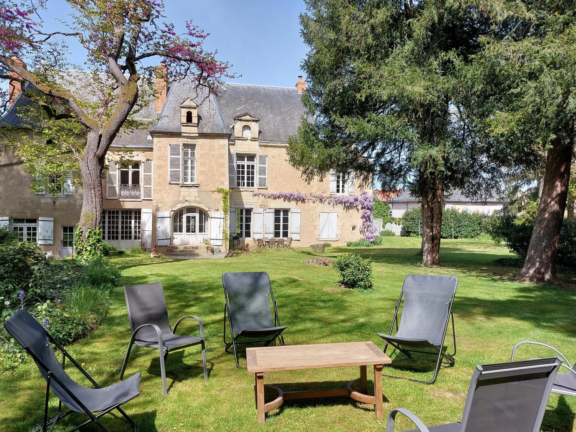 Manoir Du Bellay Bed and Breakfast Montreuil-Bellay Eksteriør billede